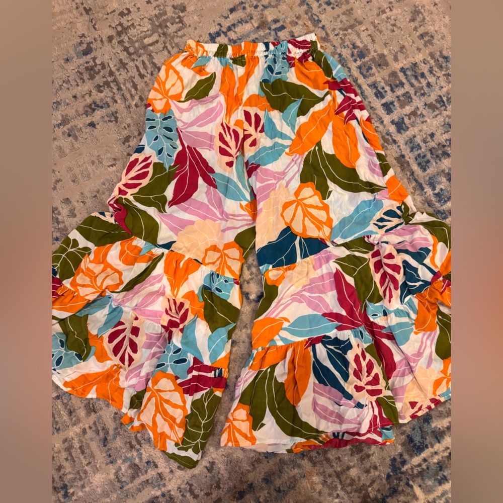 Tropical Floral Wide-Leg Women's Pants - Picture 4 of 4